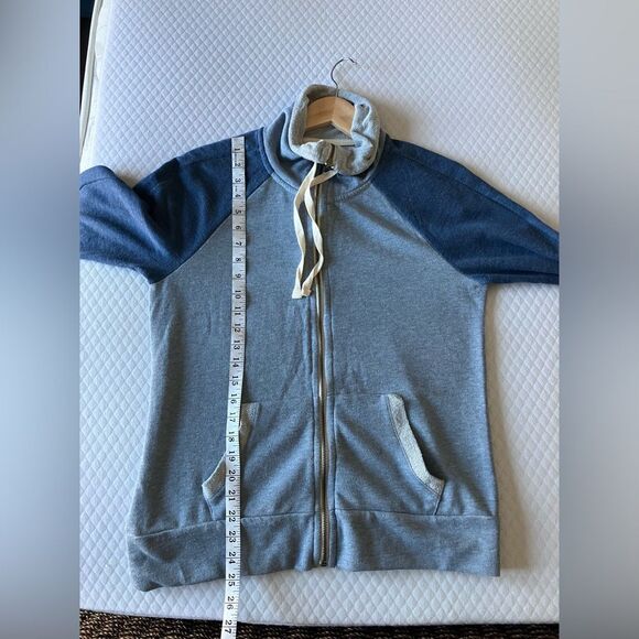 SONOMA Blue Color Block Cowl Neck Sweatshirt Size M - Picture 9 of 9